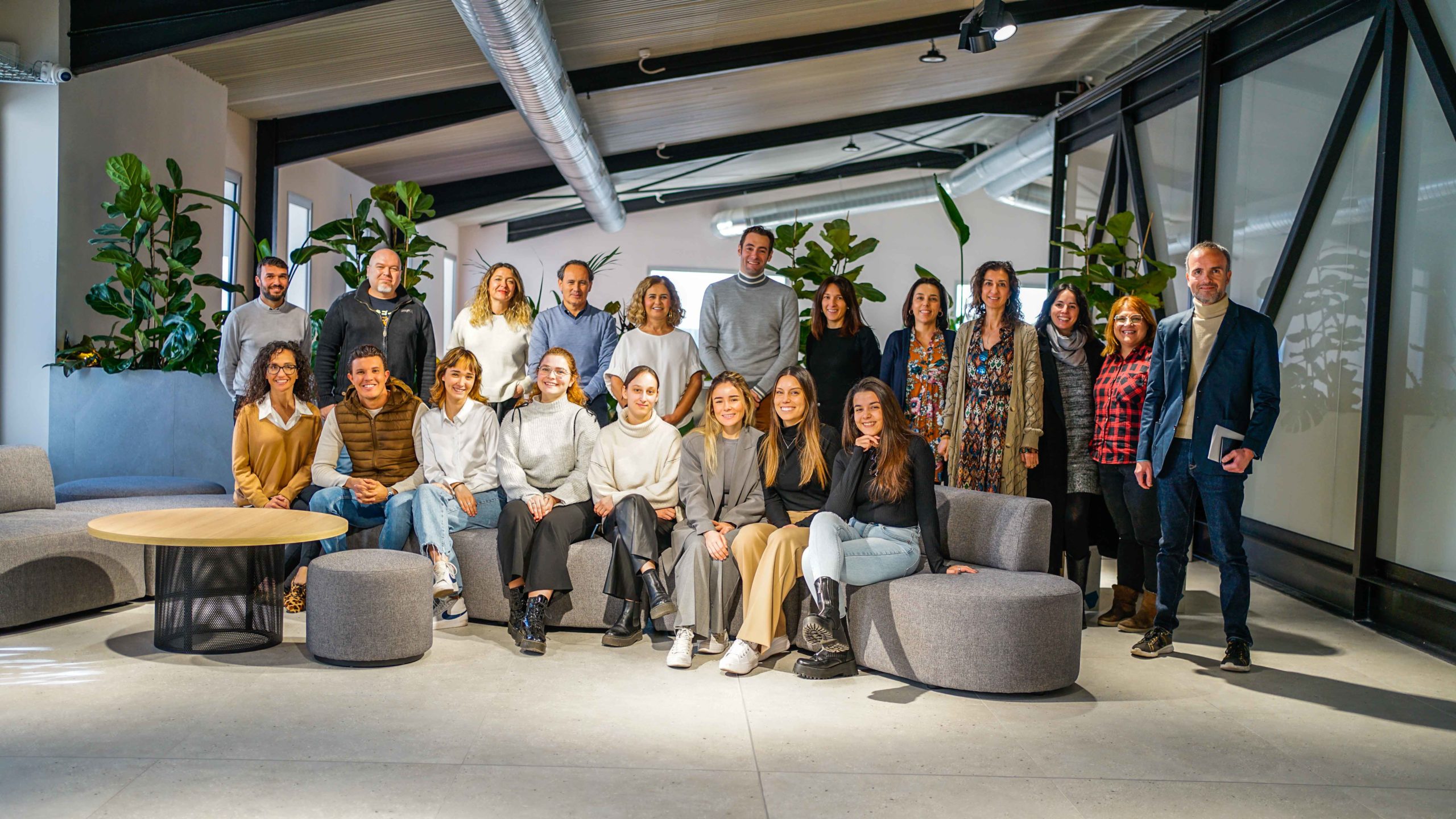APE Grupo organise son concours de design pour encourager les jeunes talents, avec l’Escola d’Art i Superior de Disseny de Castelló.