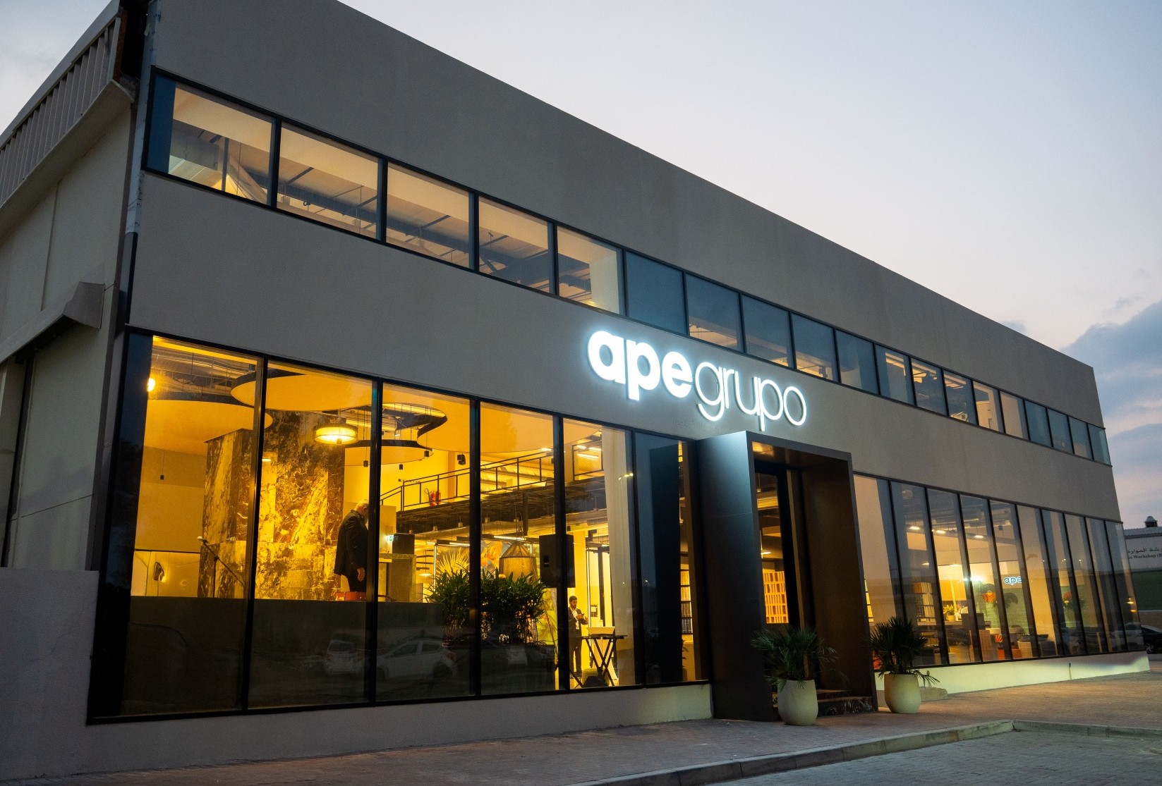 Flagship store de APE Grupo en Dubai